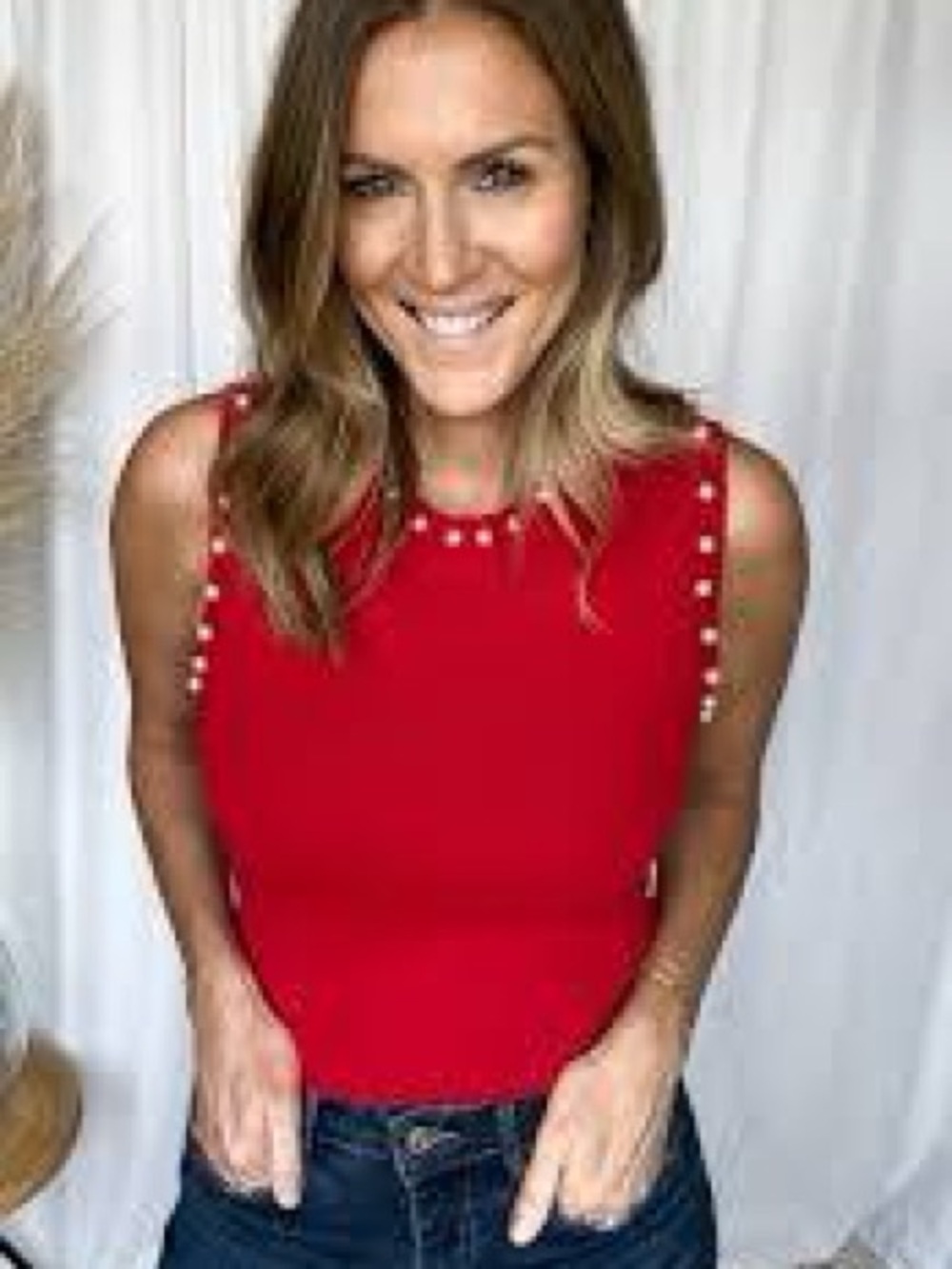 entro Red Pearl-Trim Sleeveless Crop Top, Small